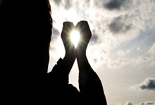 开云体育APP下载-黑海风暴！贝西克塔魔鬼主场三球逆转积分榜上演惊天大逃亡