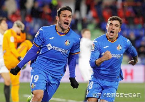 客场作战的埃瓦尔取得一方面胜利