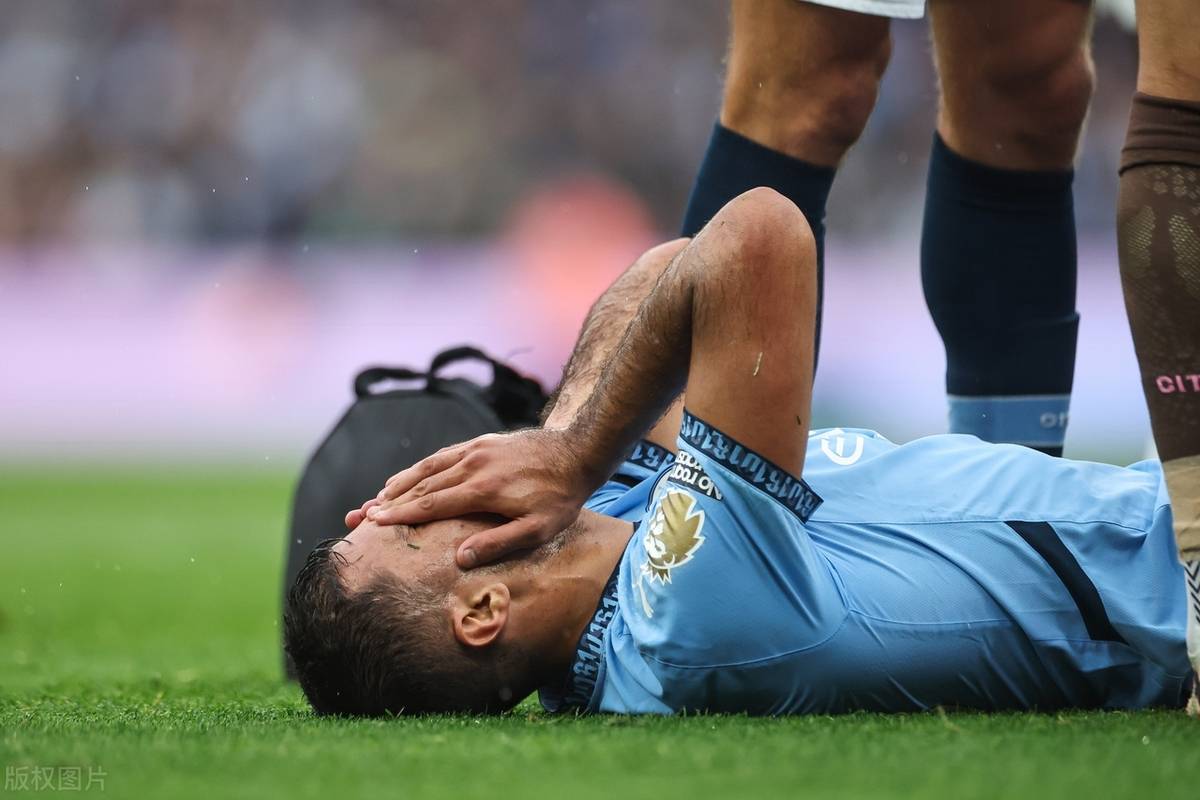 巴塞罗那正面临球员伤病潮，备战困难重重的简单介绍