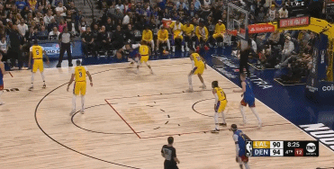 关于NBA新赛季揭幕战惊现逆转，焦点纷呈的信息