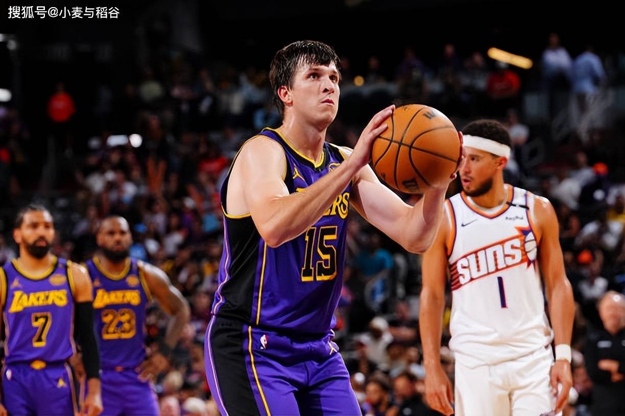 开云体育app-关于球队大将亮相壮观表现，独领风骚的信息