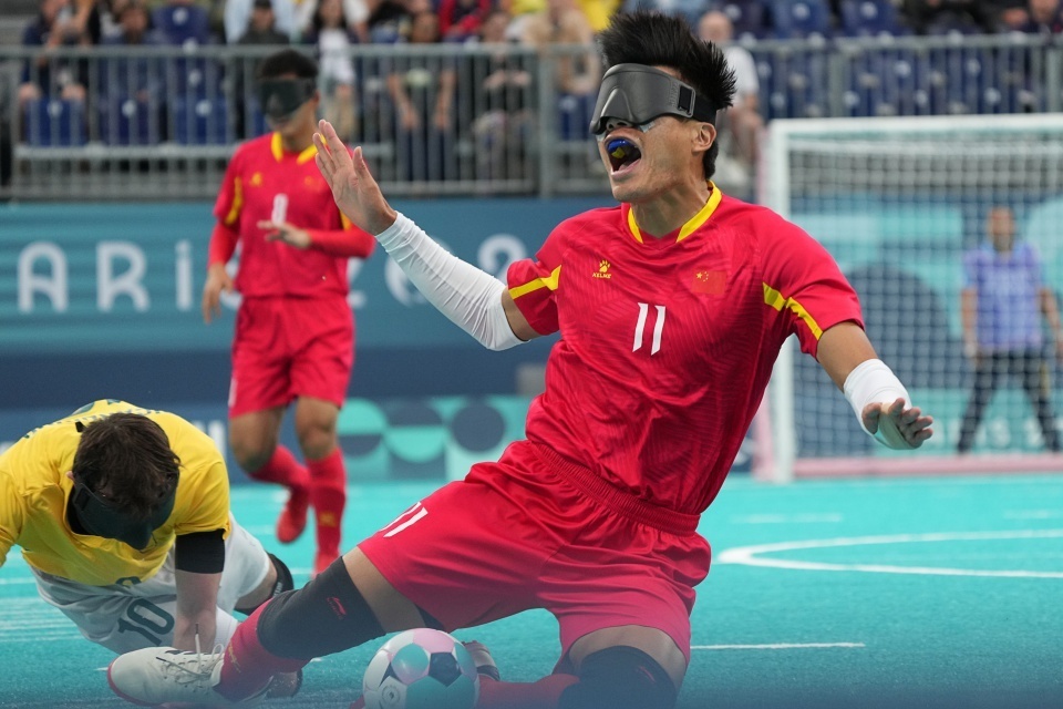 开云体育在线-关于圣埃蒂安战平巴黎FC，圈粉拿到重要一分的信息