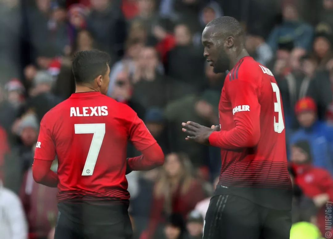 关于桑切斯参加全队训练状态回暖的信息