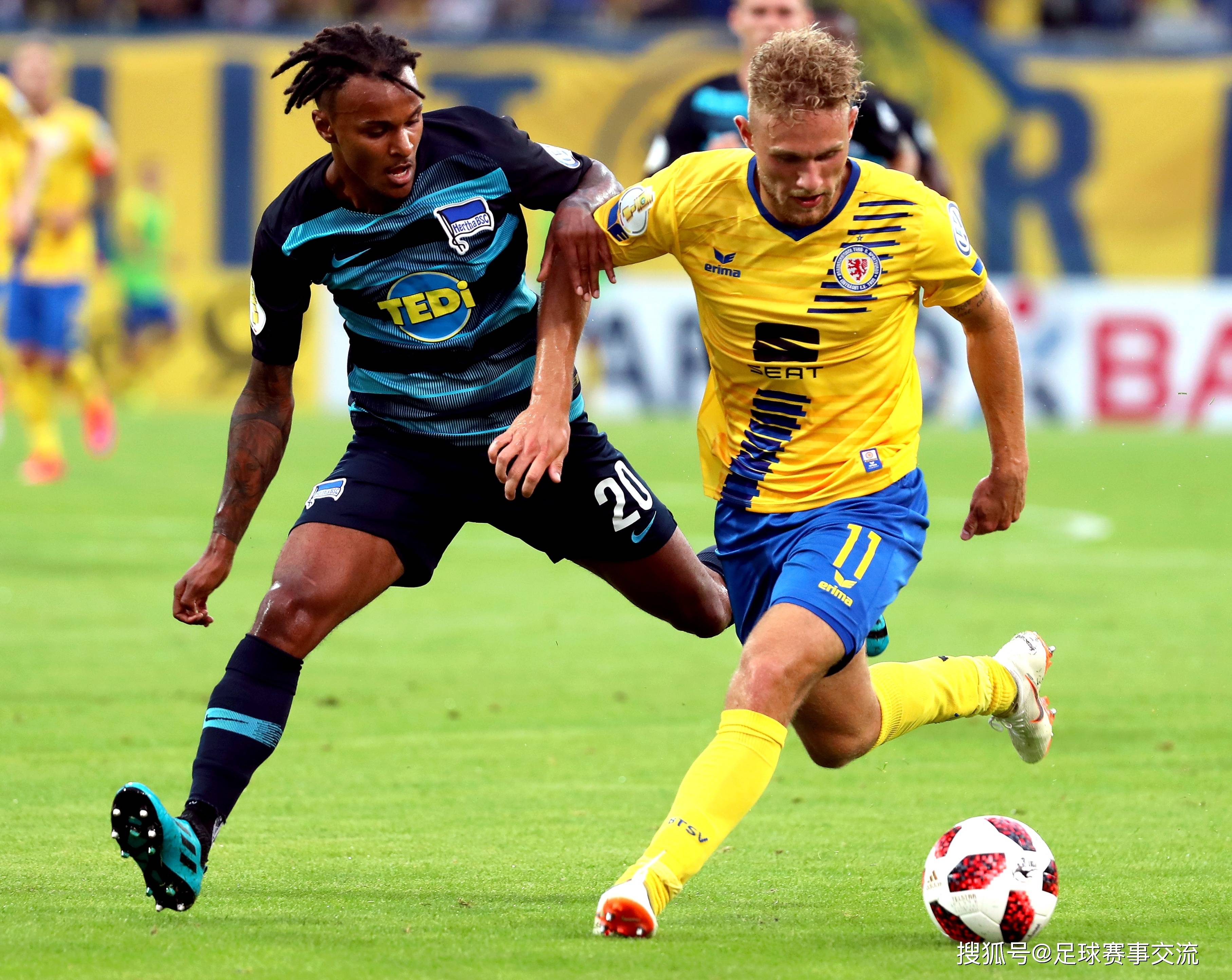 开云体育下载-这场足球比赛中展现的团队协作精神令人震撼