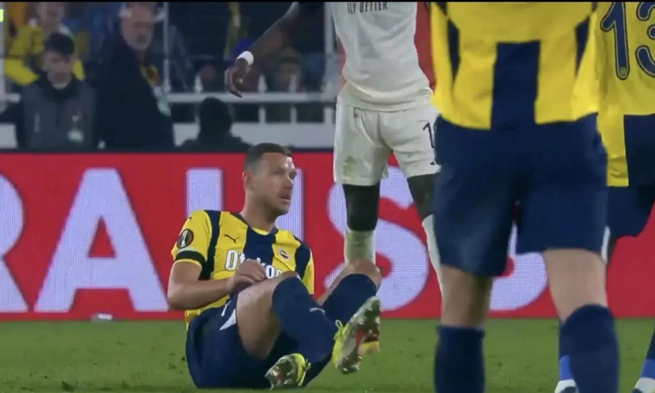 关于贝内文托主场战平佛罗伦萨，双方互交白卷的信息