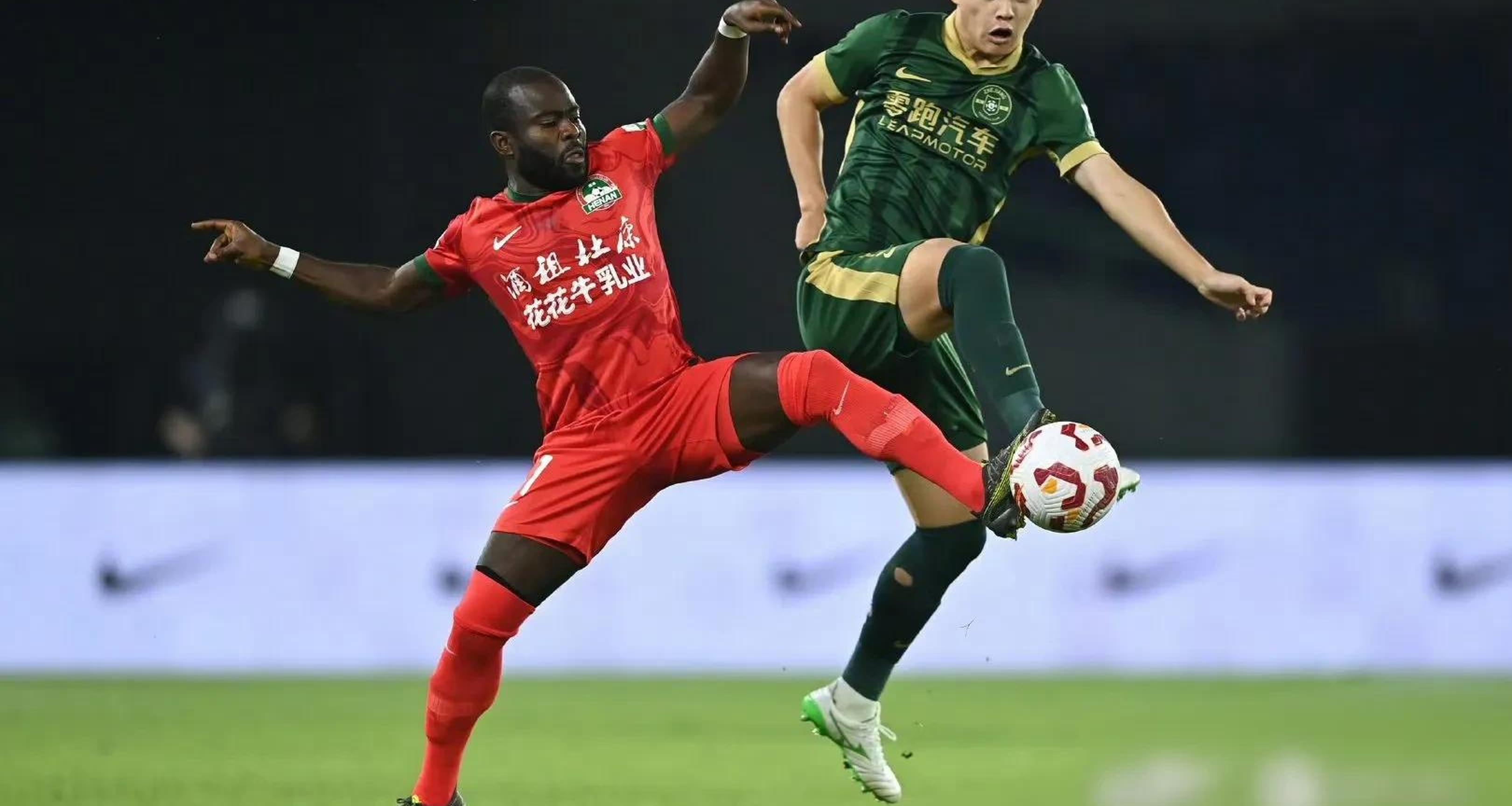 河南队主场力克四川，实现两连胜