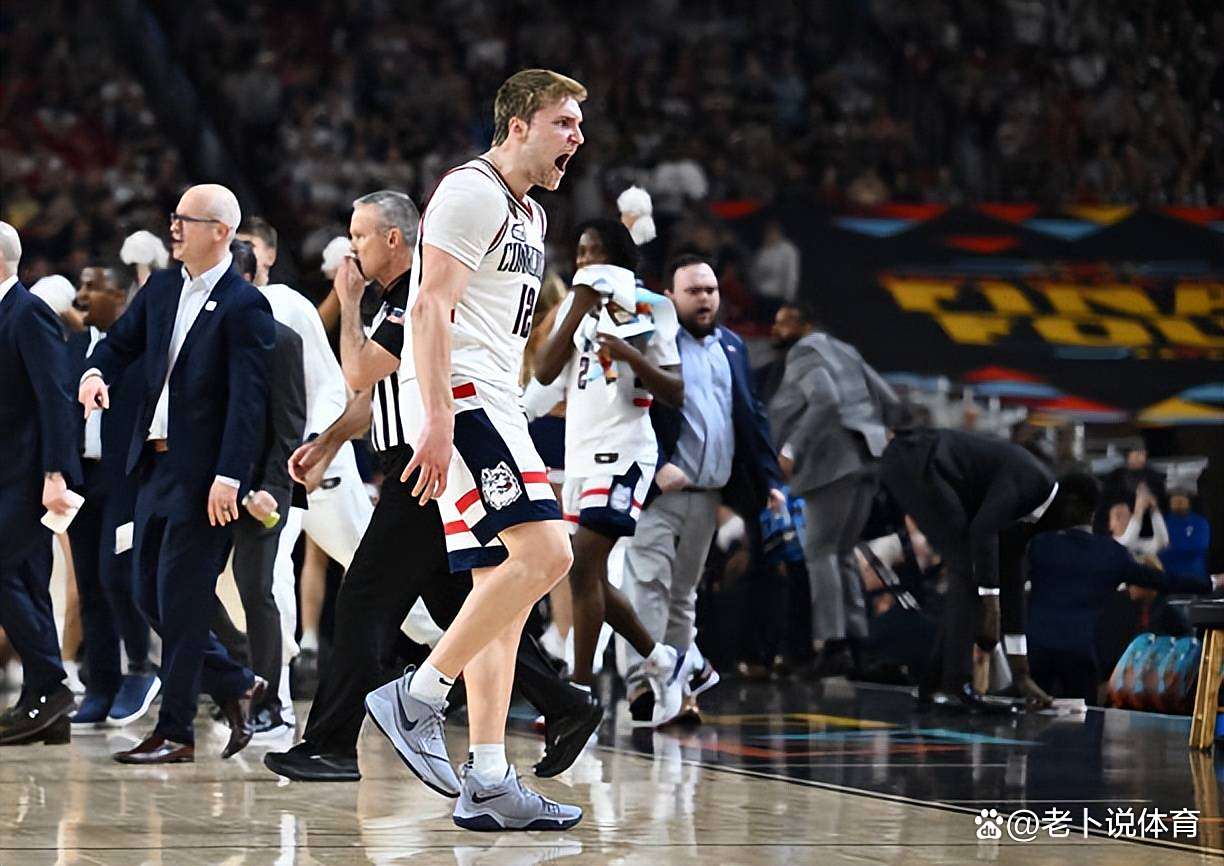 开云体育在线-灰熊新秀连得+刷新职业生涯纪录的简单介绍