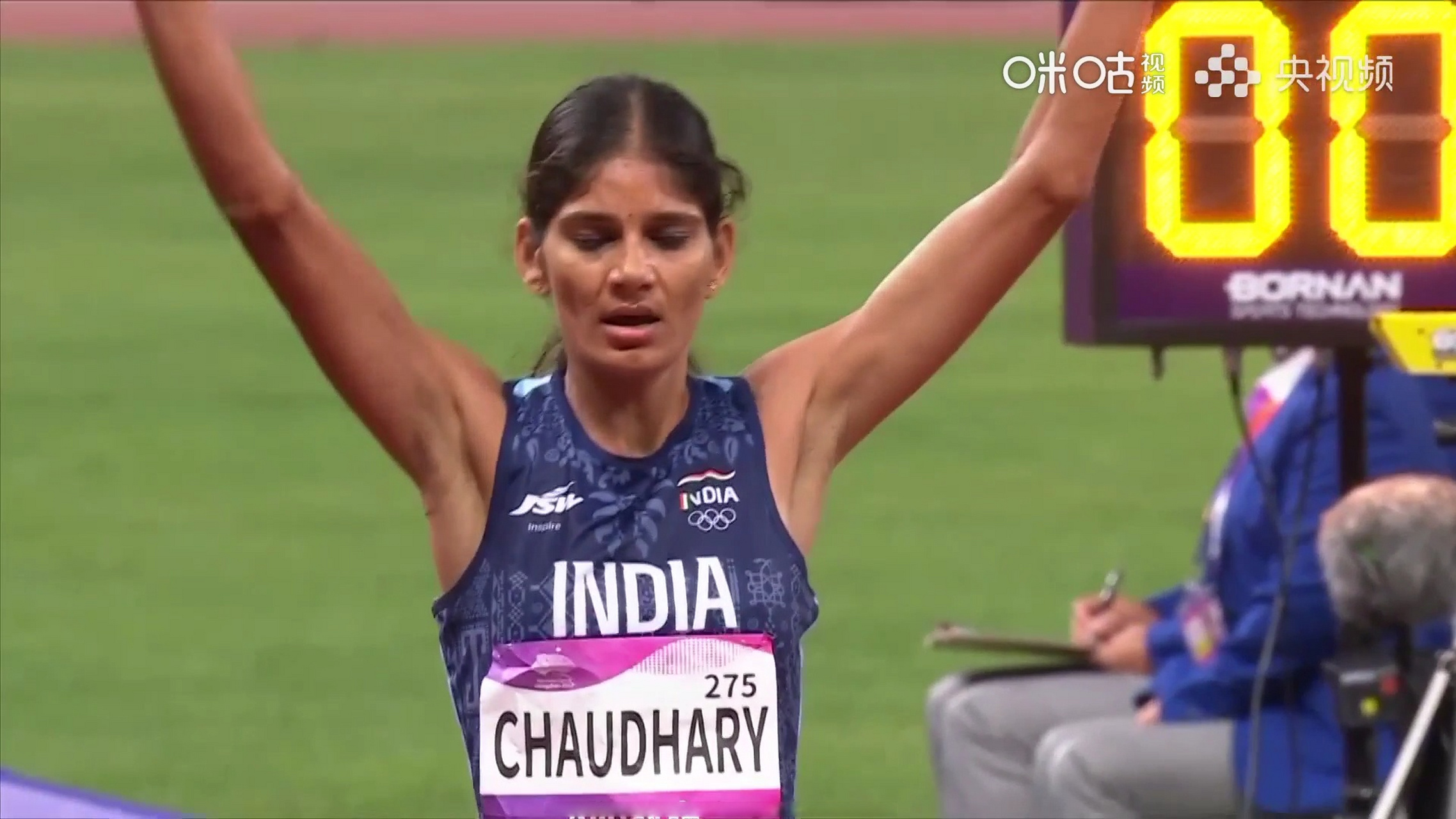 印度射击选手突破纪录，夺金