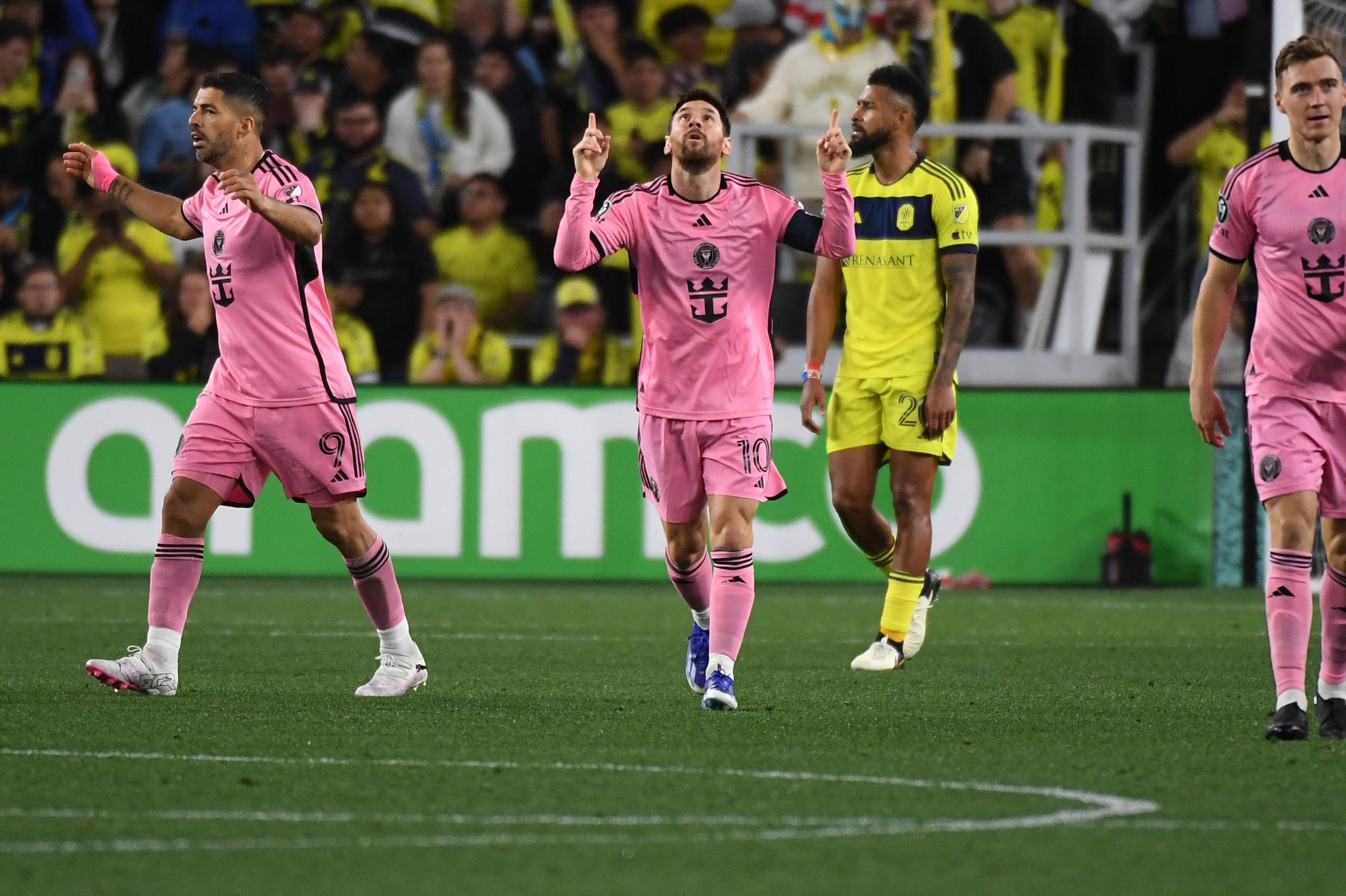 德甲｜梅西碾压，关键一战的简单介绍