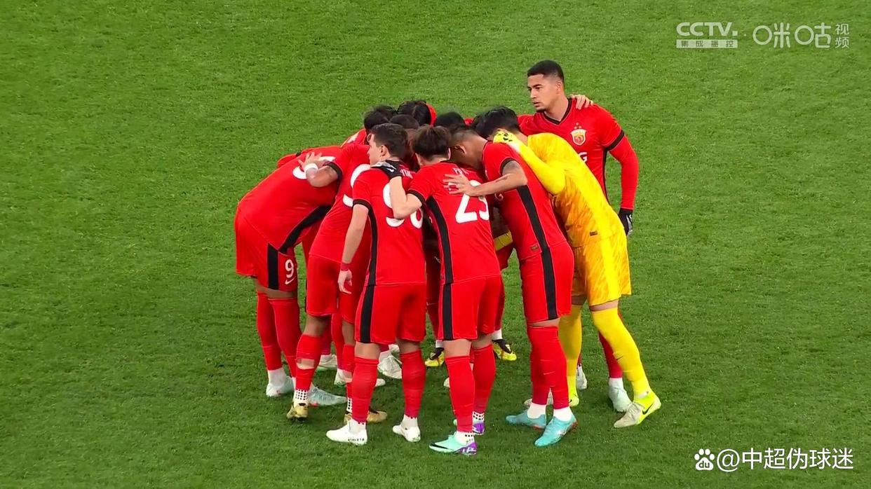 开云下载-包含上港遭遇四连败，中超前景堪忧的词条