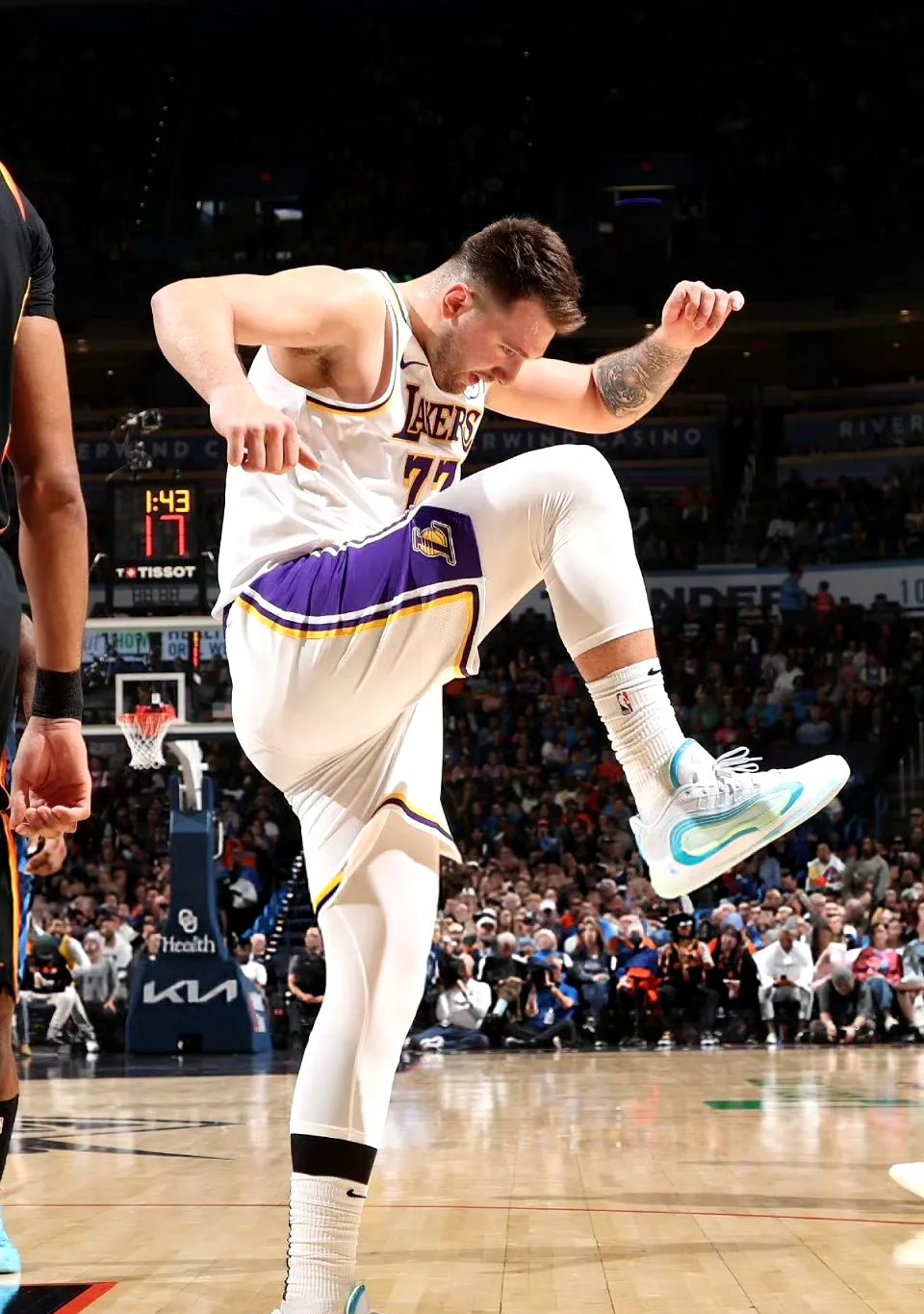 森林狼以小胜活塞结束比赛