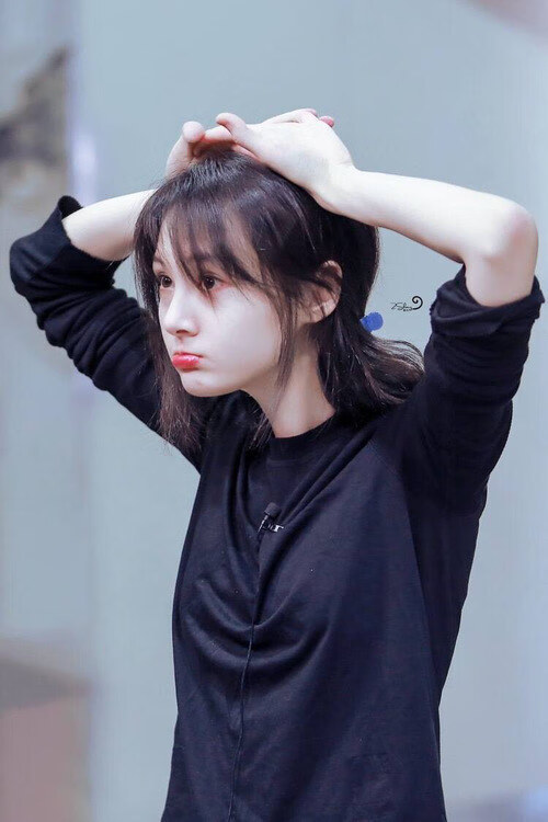 热火横扫深圳队，米切尔关键先生闪耀赛场