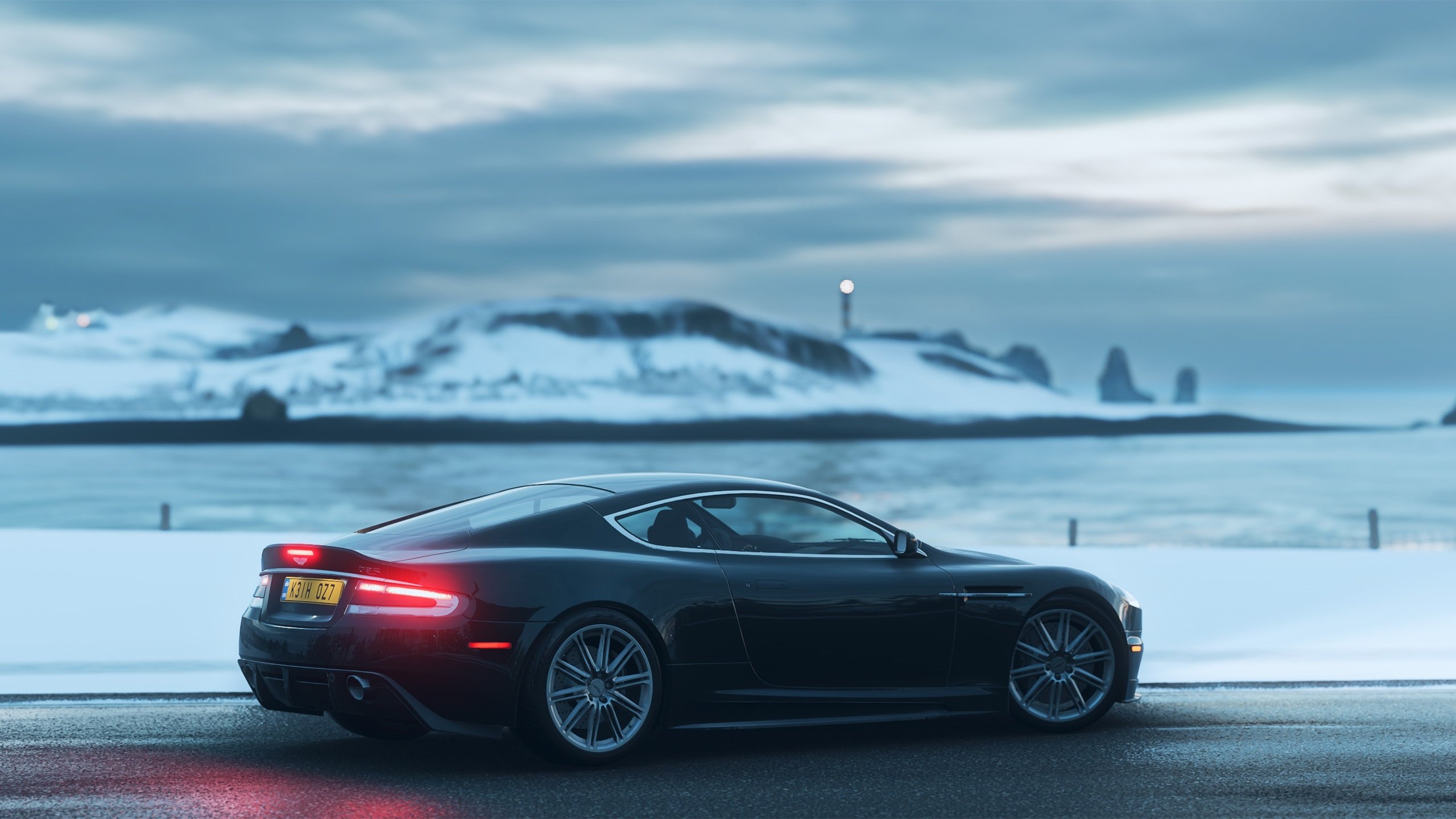 孙兴慜照亮个人巅峰，里昂展现集体荣光，胜利的双面镜