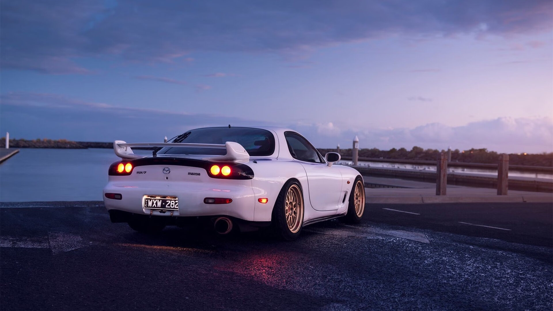 开云体育下载-双线辉煌，鹈鹕力克猛龙，小贾伦世界杯赛场独揽风云