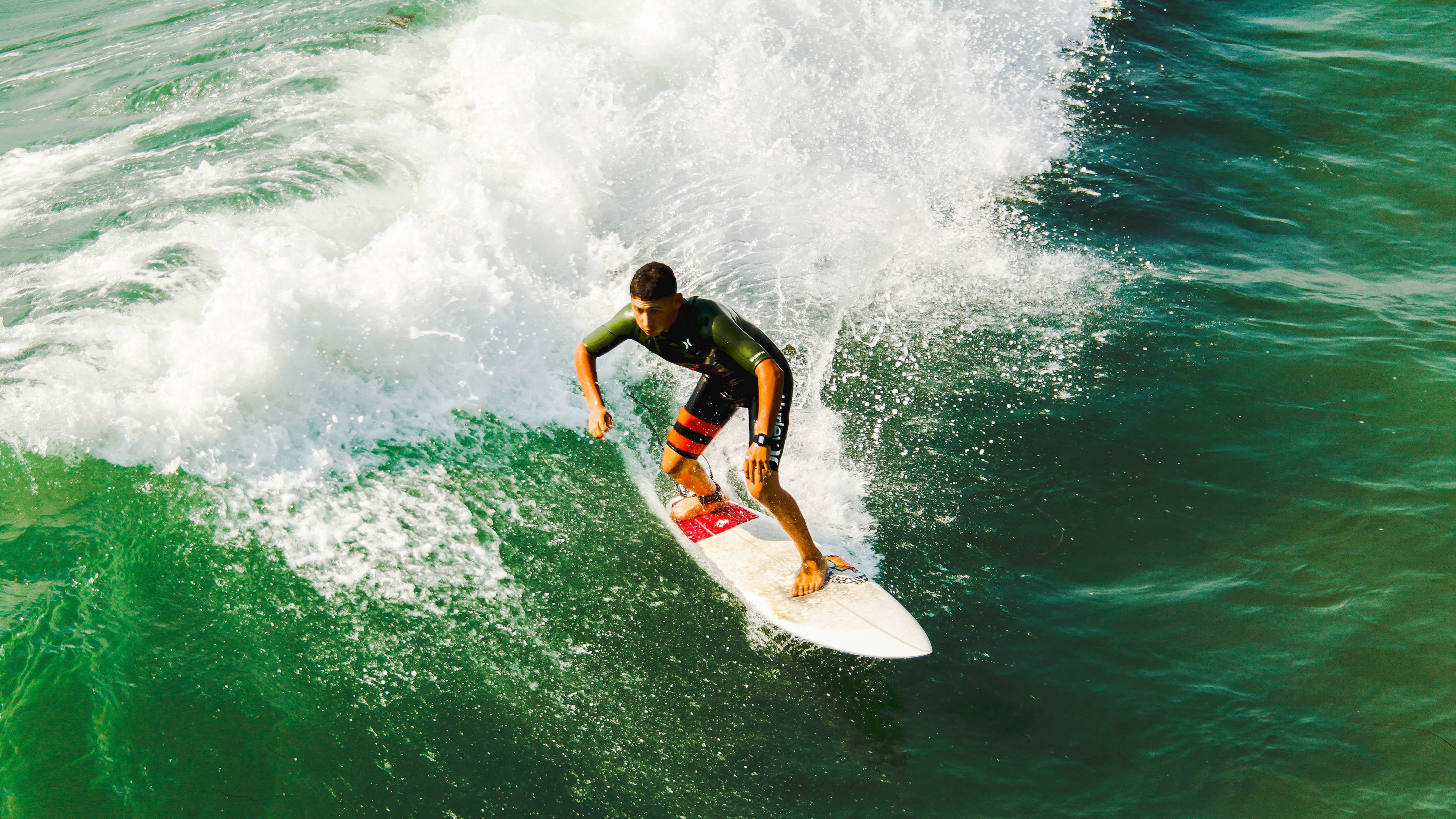 胜负天平上,梅西的个人英雄主义与克罗地亚的战术囚笼
