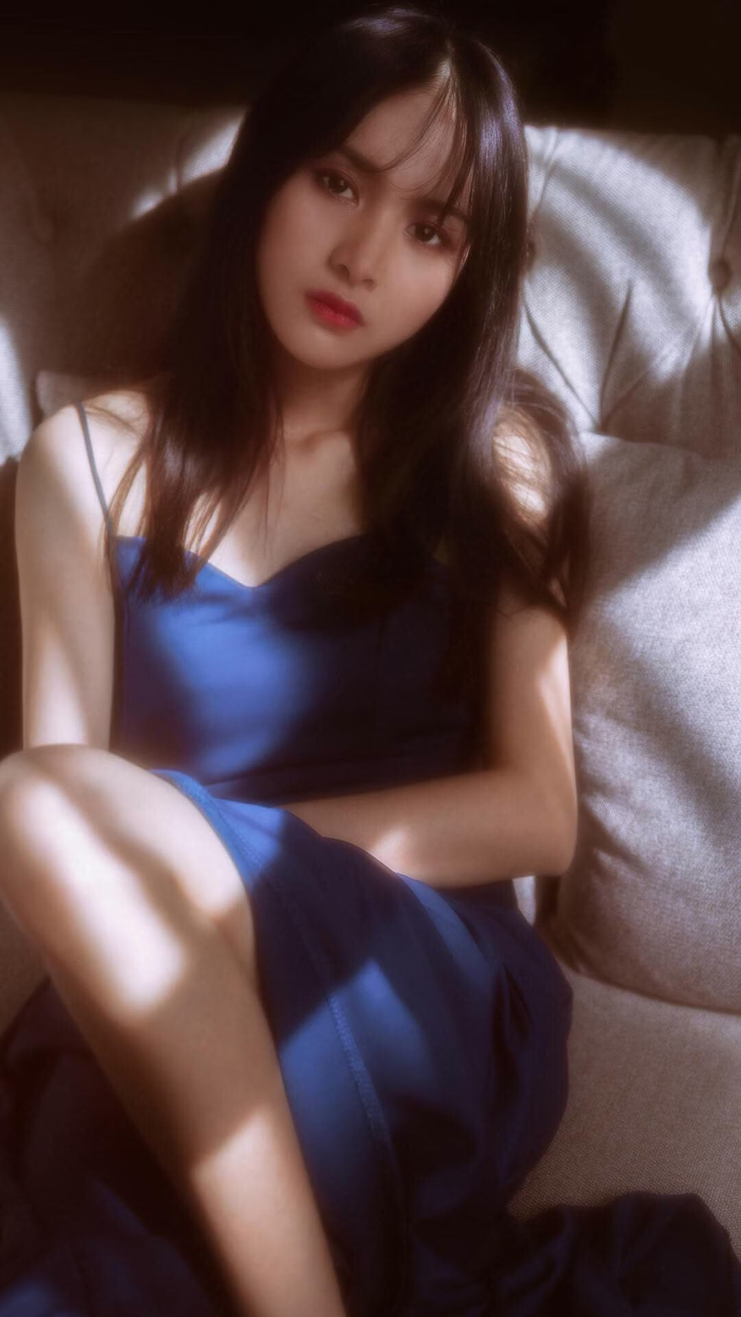 篮球场的钢铁意志与绿茵场的华丽舞步，双线传奇，见证不屈之魂