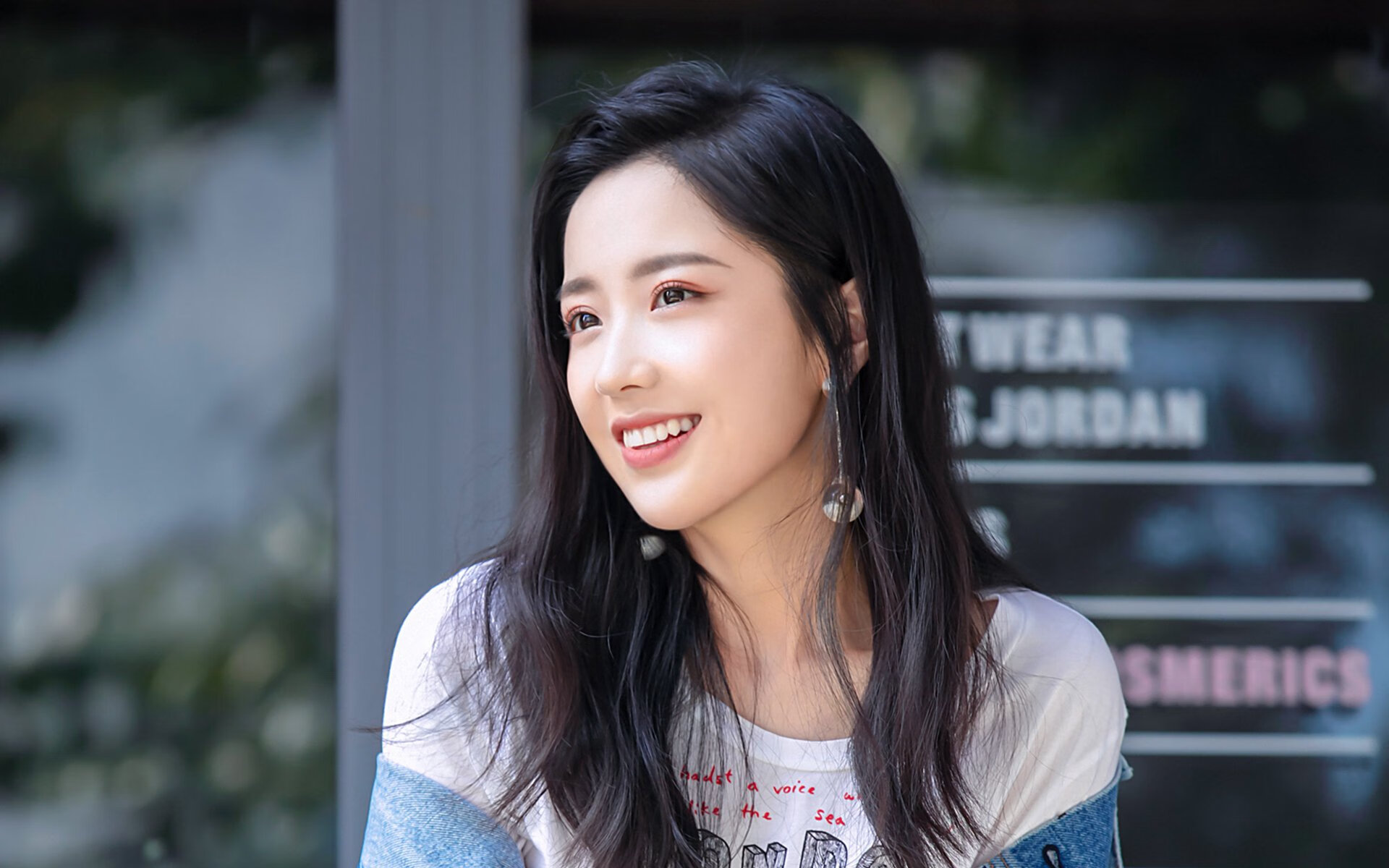 传统中锋逆袭！戈贝尔统治东决关键战，凯尔特人淘汰太阳引深思